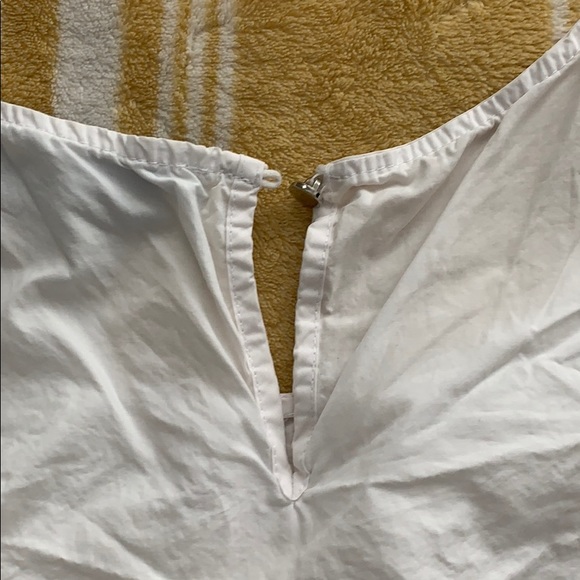 cold shoulder top - Picture 5 of 5